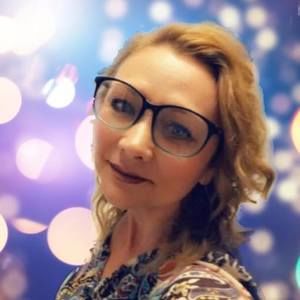 Meet your Posher, Karmon